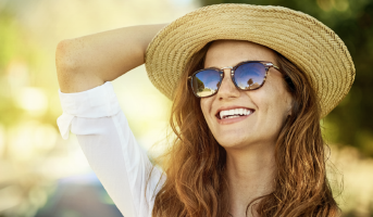 Augenschutz im Sommer - Von Sonnenbrille bis Augenpflege